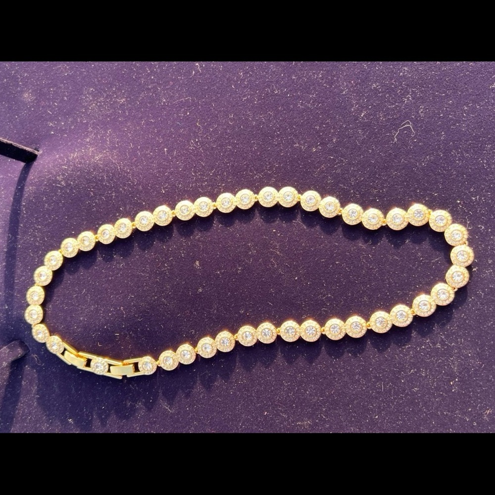- 14KT Gold Plated swarovski elements necklace - not swan stamped - Picture 11 of 13